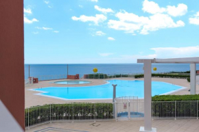 Appartement C 529 piscine front de mer